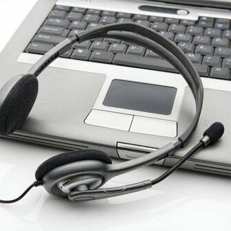 Logitech H111 | On-Ear Bedraade 3,5mm Koptelefoon met Microfoon | Grijs