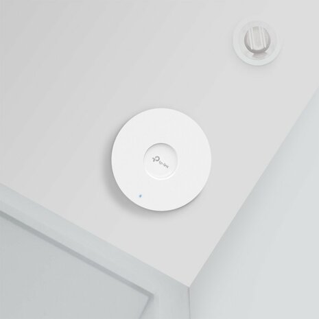 TP‑Link Omada EAP650 | WiFi 6 Ceiling Access Point | 2976 Mbit/s | PoE+ (injector inbegrepen) | Inclusief Montagebeugel