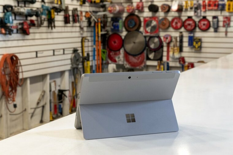Microsoft Surface Go 2 | 10.5" Touch (1920x1280) | Intel Pentium Gold 4425Y | 4GB RAM | 64GB eMMC | Windows 10 Professional | Zilver | OPEN BOX
