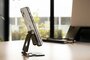 Mobiparts Phone Stand Holder Metal maat M - Zwart_